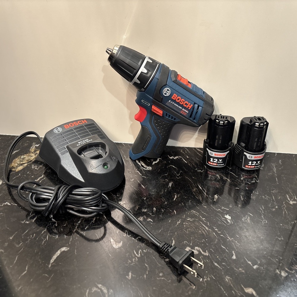 Bosch PS31 12V Max 3/8" Drill/Driver with Charger & 2 Batteries- Excellent